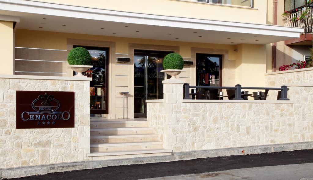 Hotel Cenacolo Somma Vesuviana Exterior photo